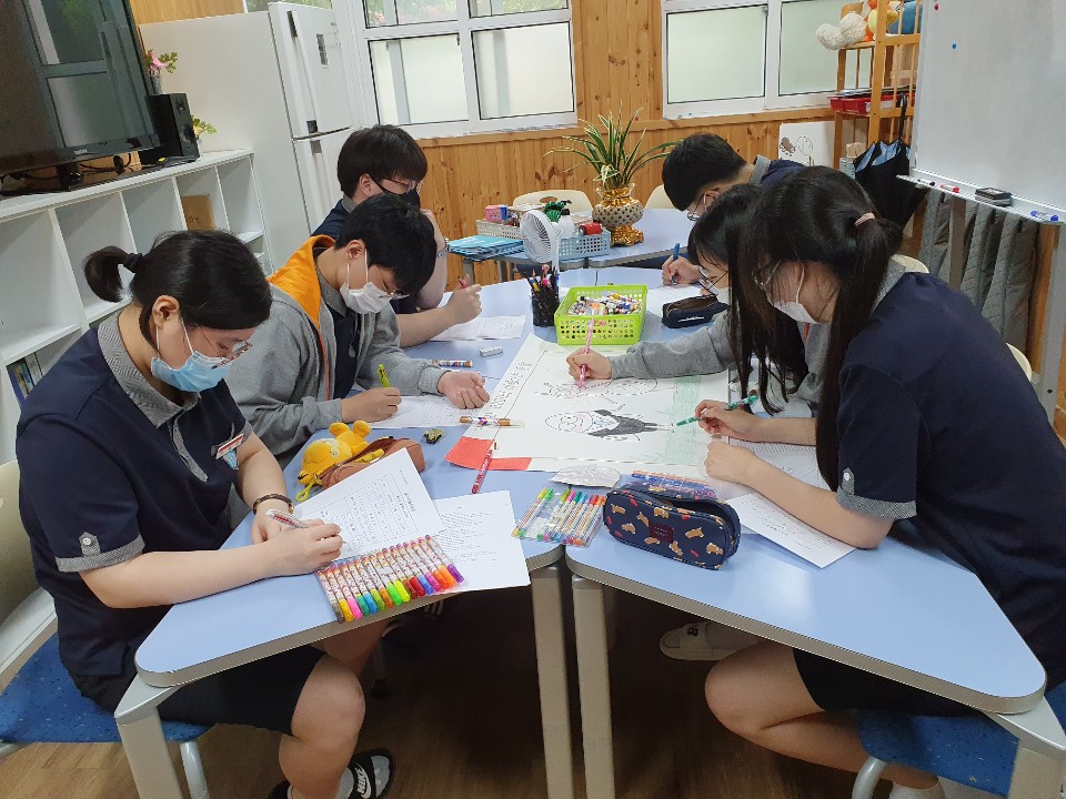 개미와 매미의 아름다운 동행