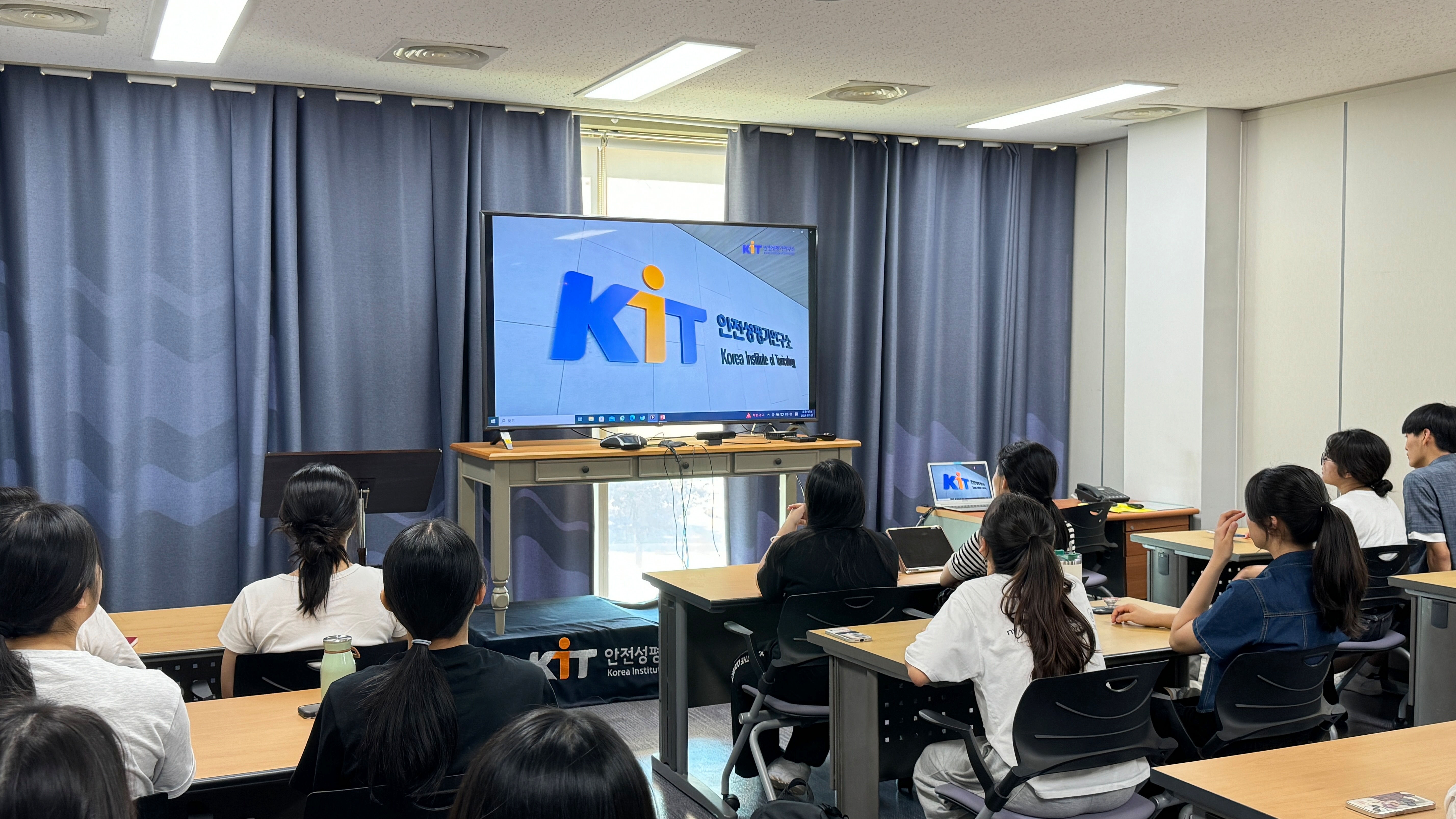 ALTL아카이브 - 의약학 & 자연과학 및 공학계열 프로그램 - 안전성평가연구소 견학