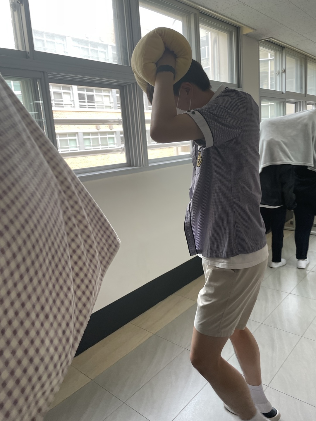 대피시 머리보호 3.jpg